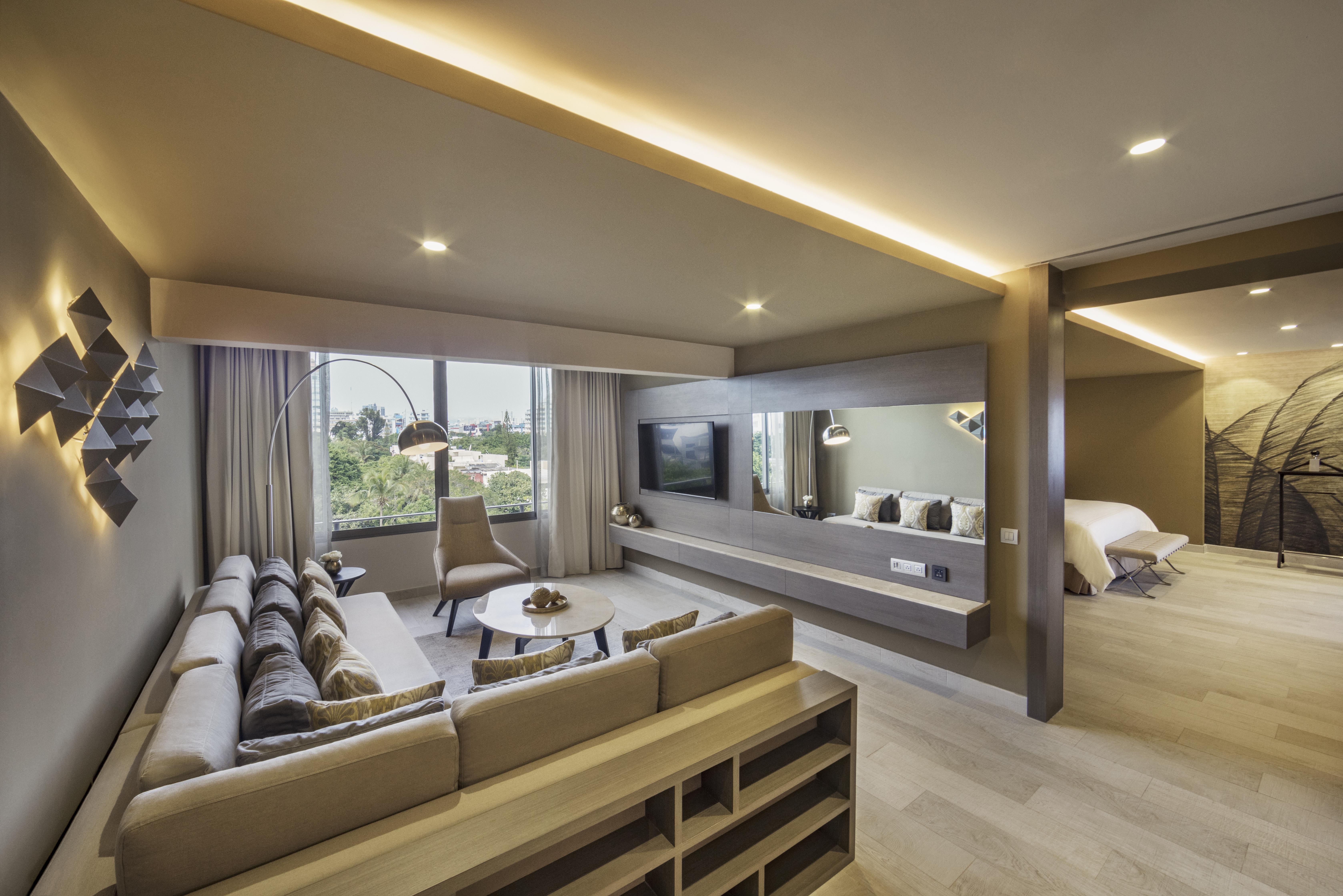 El Embajador, A Royal Hideaway Hotel Santo Domingo Ngoại thất bức ảnh A suite at the hotel