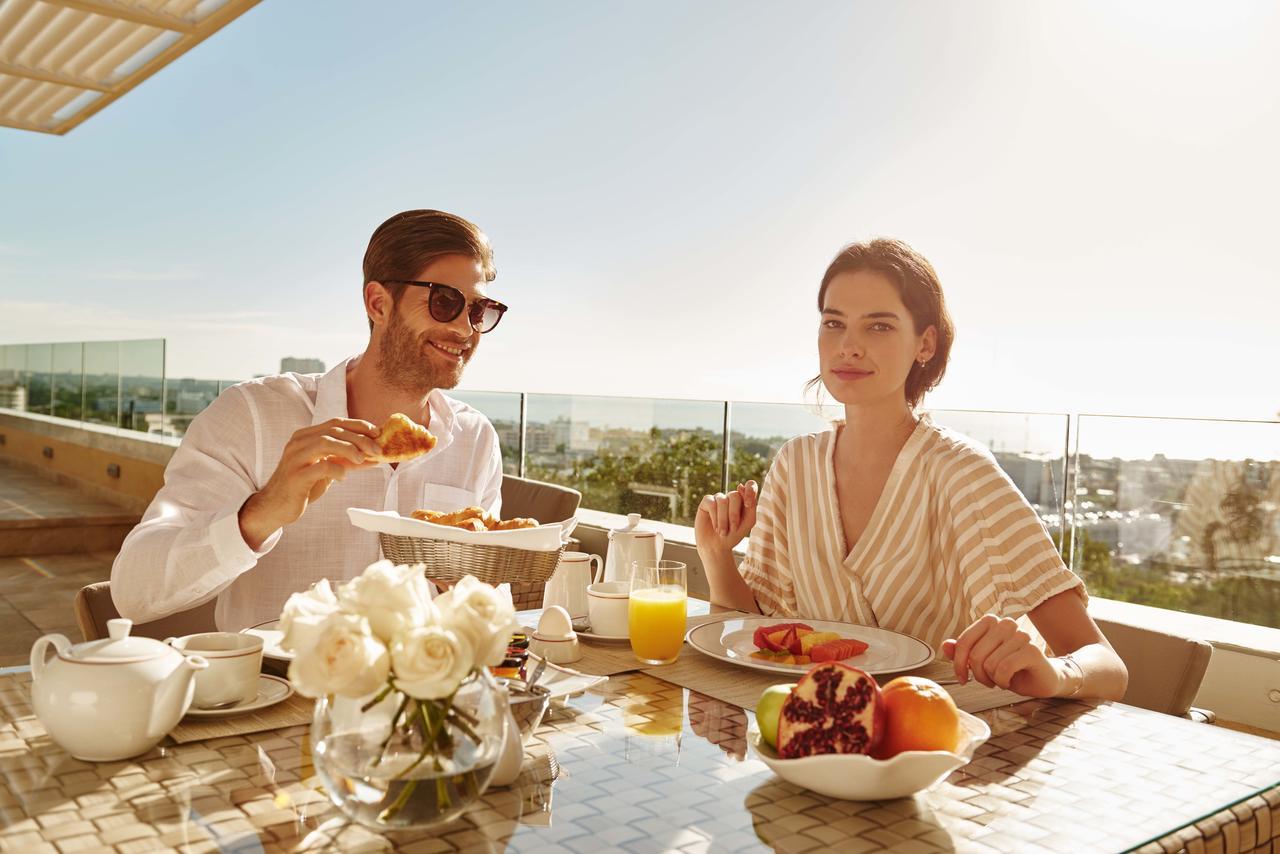 El Embajador, A Royal Hideaway Hotel Santo Domingo Ngoại thất bức ảnh Breakfast at the West Hollywood Hotel