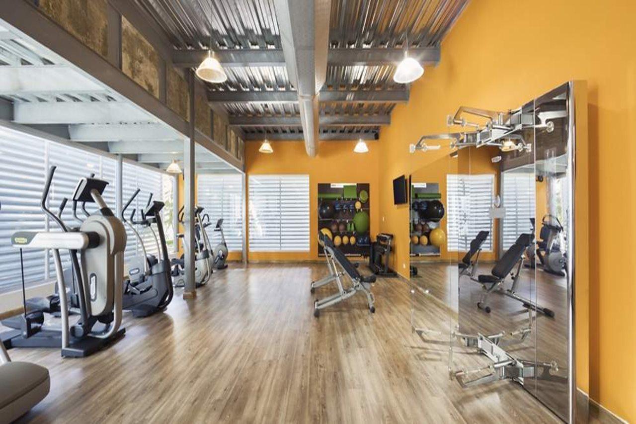 El Embajador, A Royal Hideaway Hotel Santo Domingo Ngoại thất bức ảnh The gym at the 2012 Olympic Village